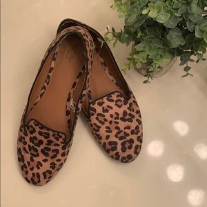 Leopard loafers/flats